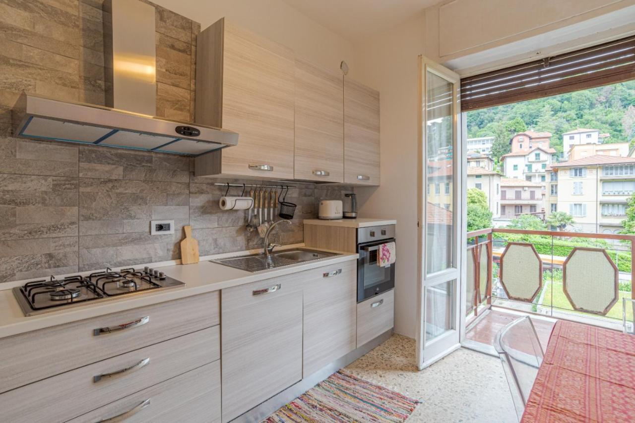 Lovely & Quiet Apartment - With Balcony & Parking โกโม ภายนอก รูปภาพ